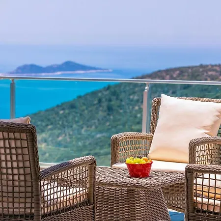 Villa Excellence- Hill
